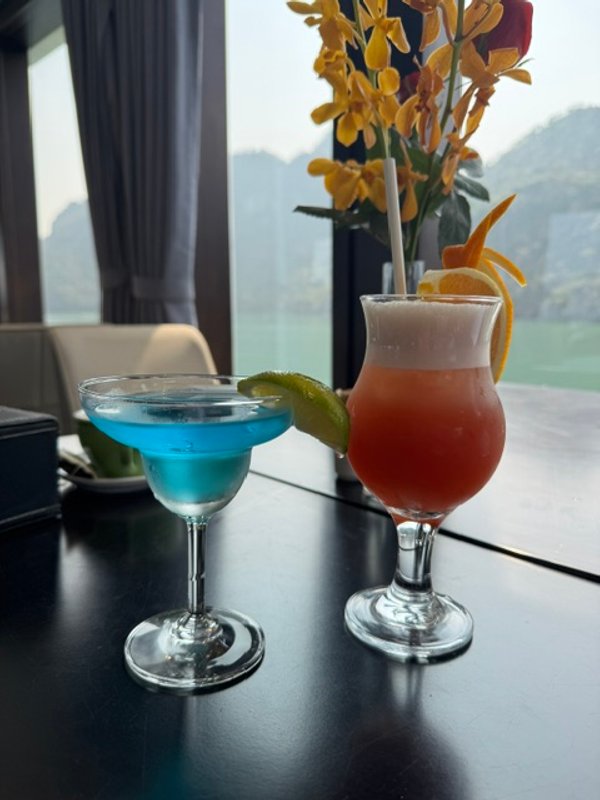 Cocktails from the cash bar aboard Jade Sails