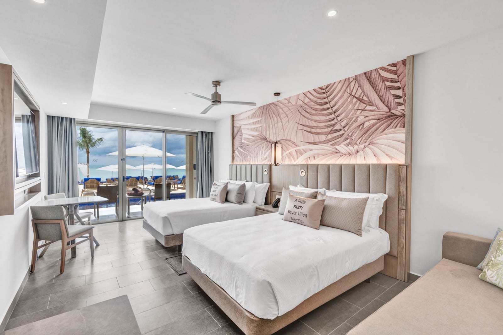 Royalton CHIC Antigua gallery image